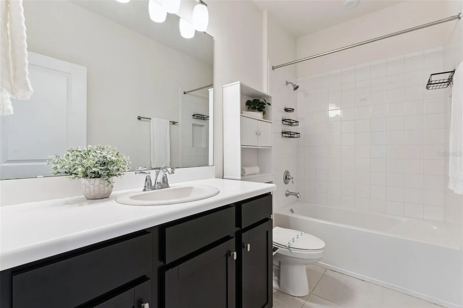 Shared Upstairs Bath