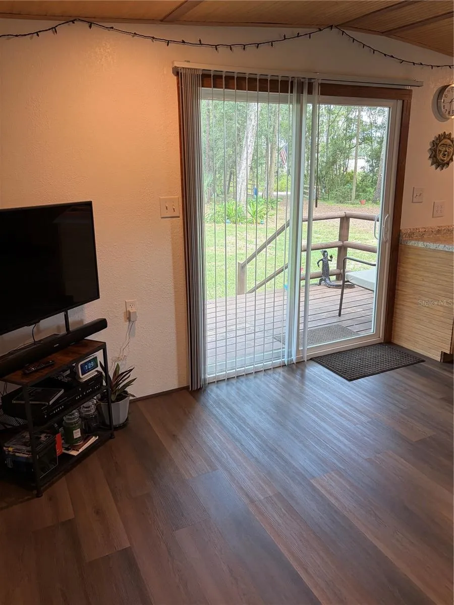 still living room
