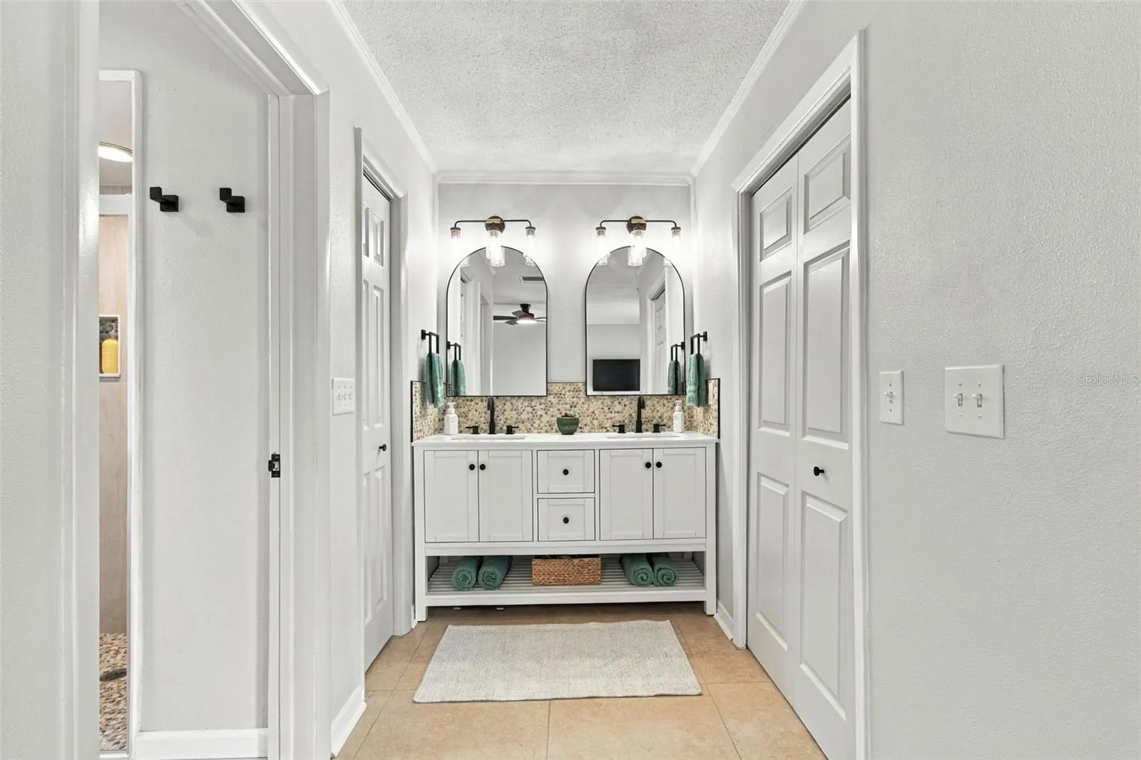Double Vanity
