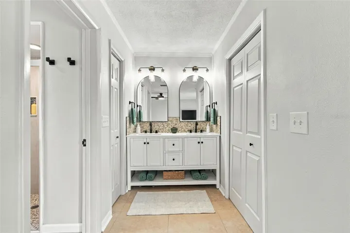 Double Vanity