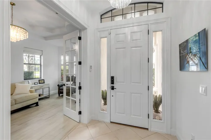 Bonus Room.  Perfect for study or overflow guest room.