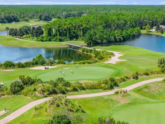 Putting green.....