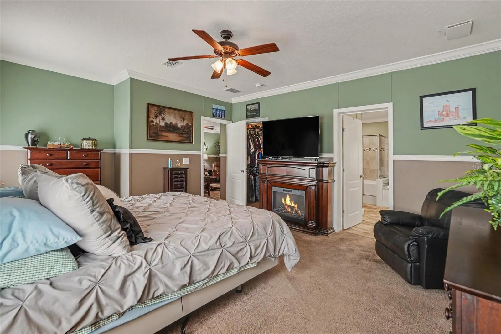 Primary bedroom