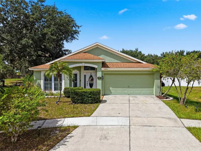 3BR/2BA/2-Car Garage Home on a Cul-de-Sac