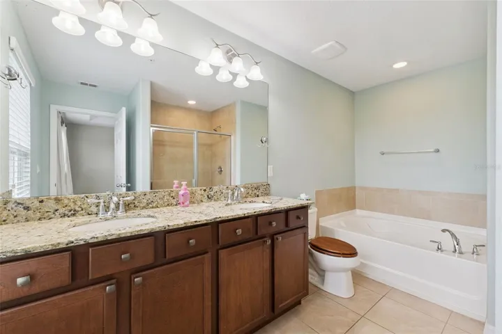 Primary Bath-Double Vanity and Soaking Tub