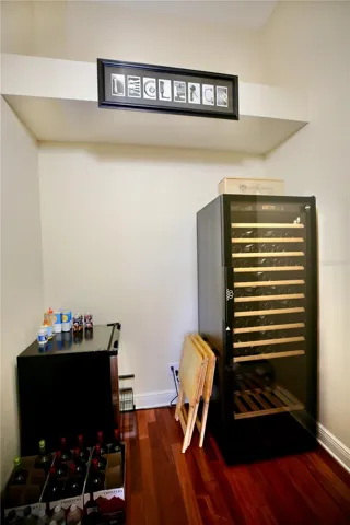 *Bonus Room for your Wine &amp; Beverages