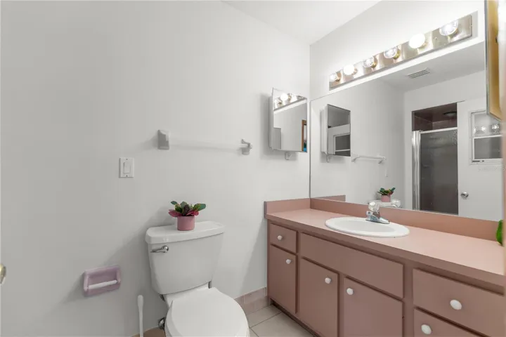 FL Room Bath
