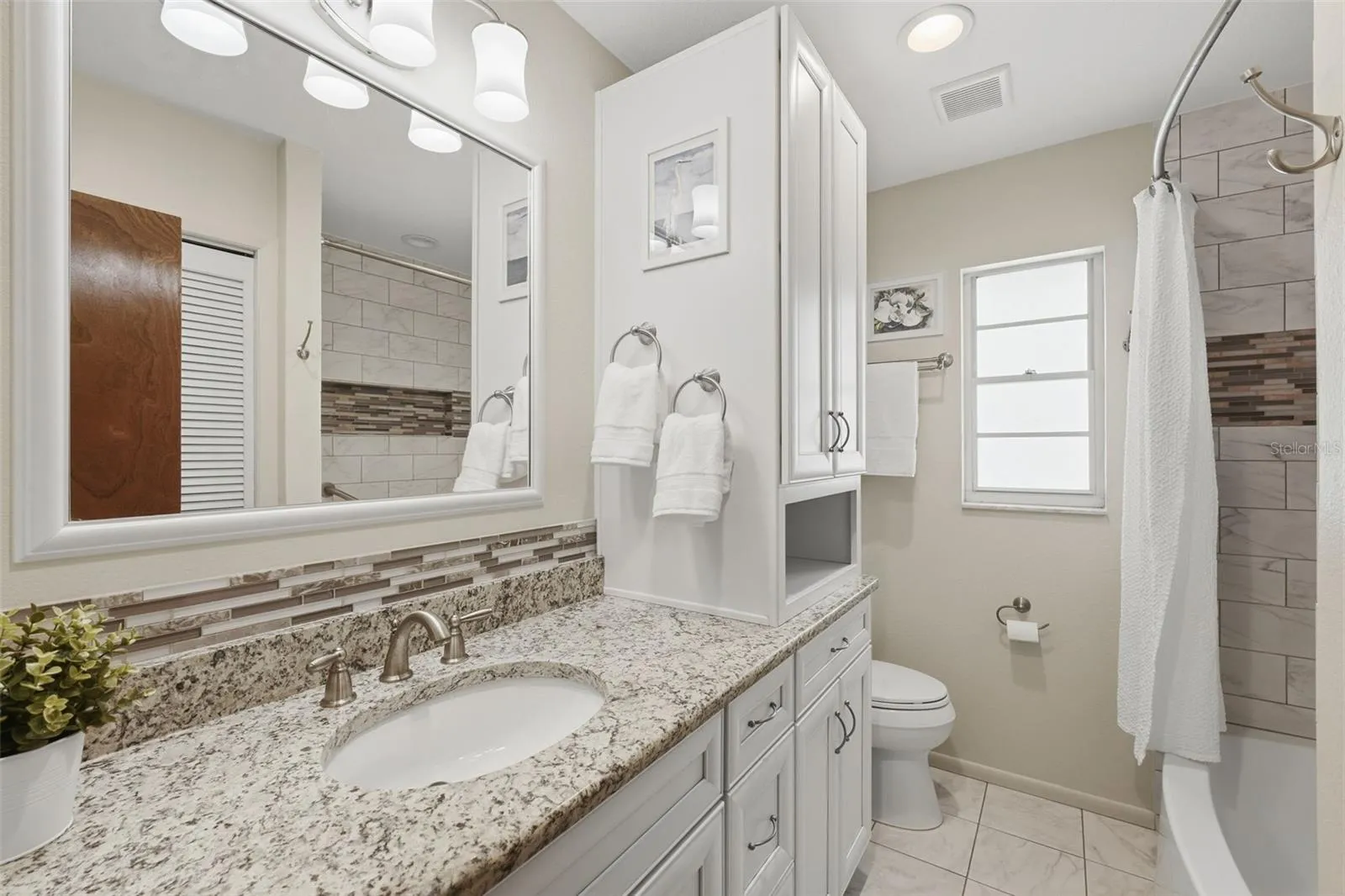 2nd Bathroom on 2nd Level