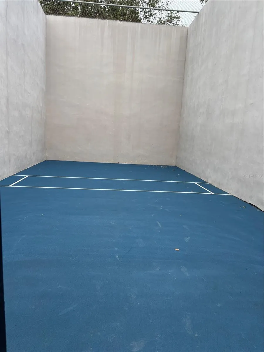 Racquetball / Pickleball court
