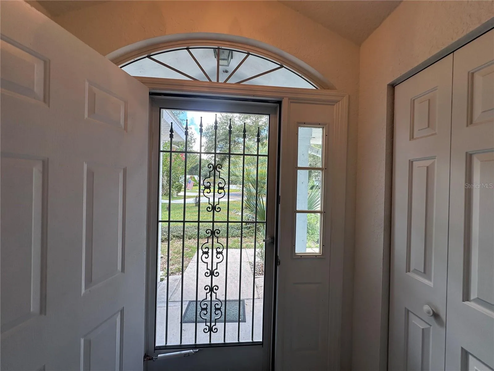 Front entry has screen door