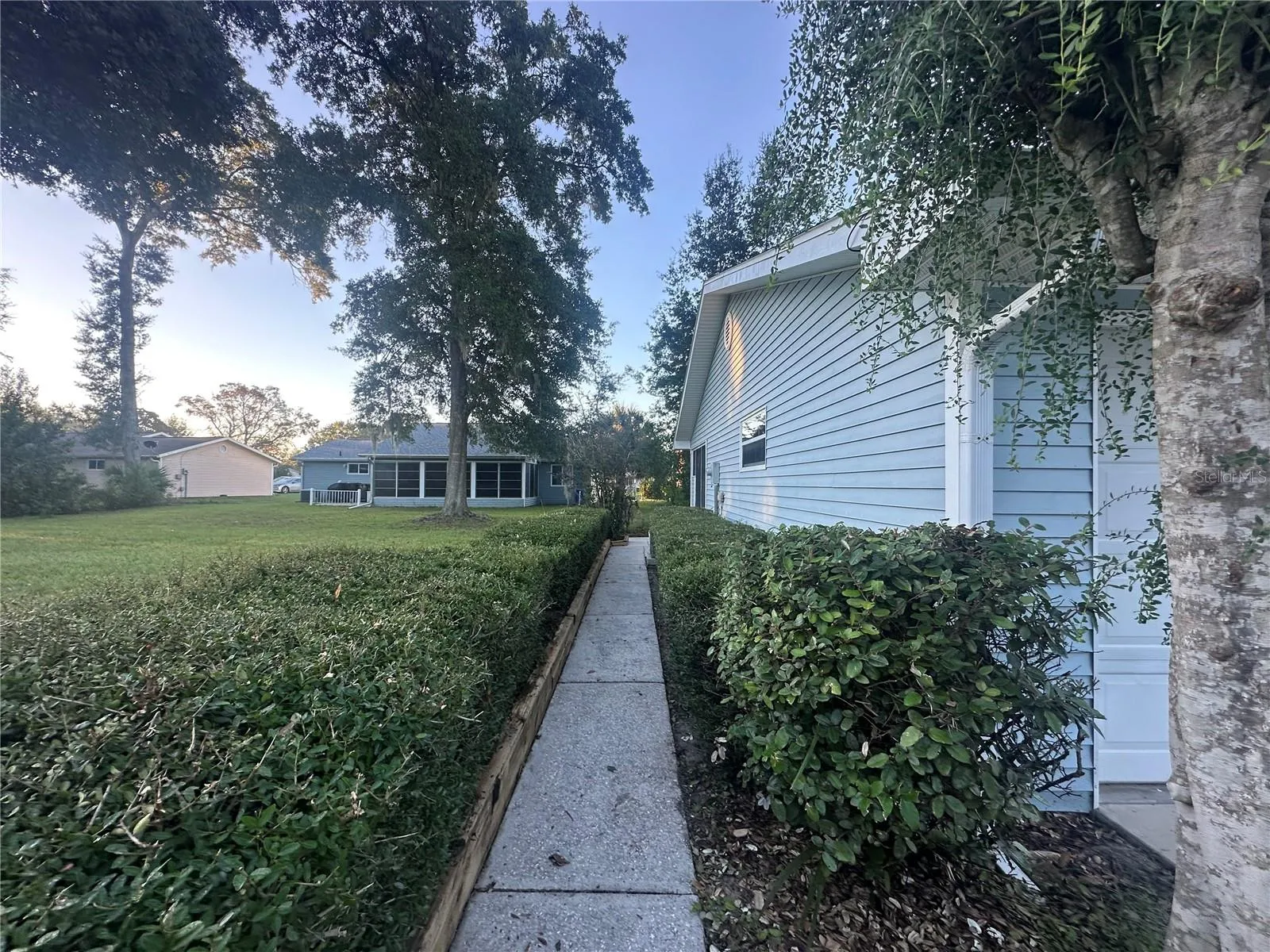 sidewalk to back