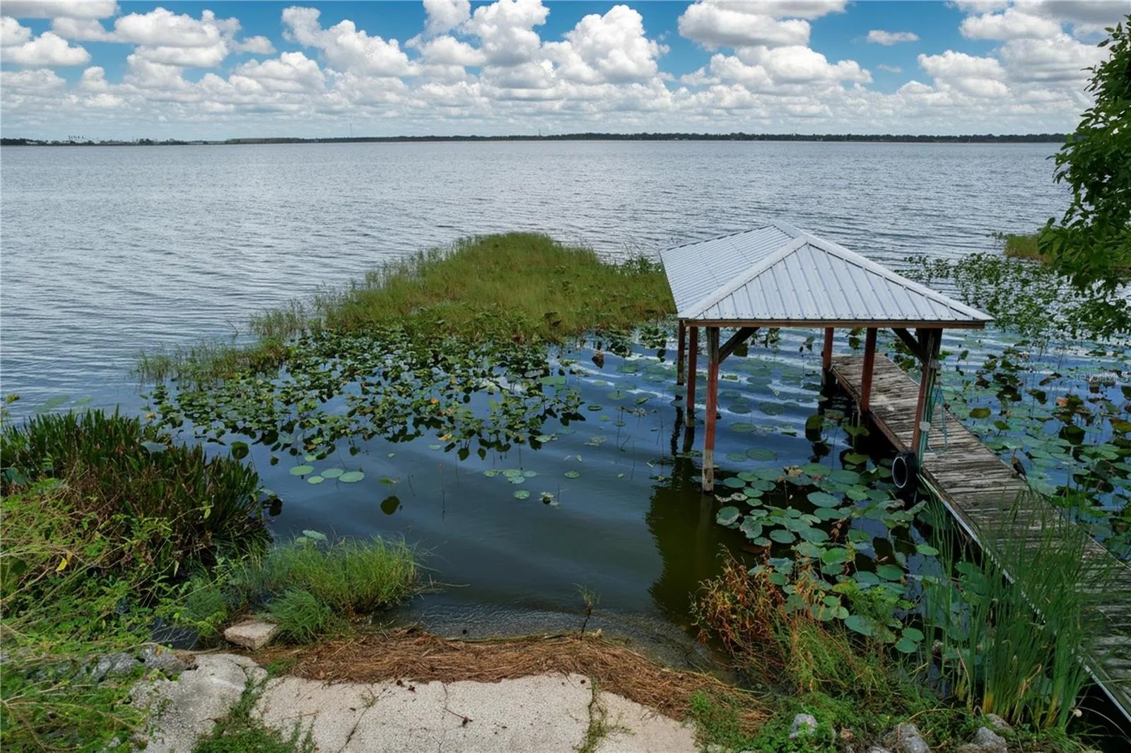 Lakefront view and dock and ramp