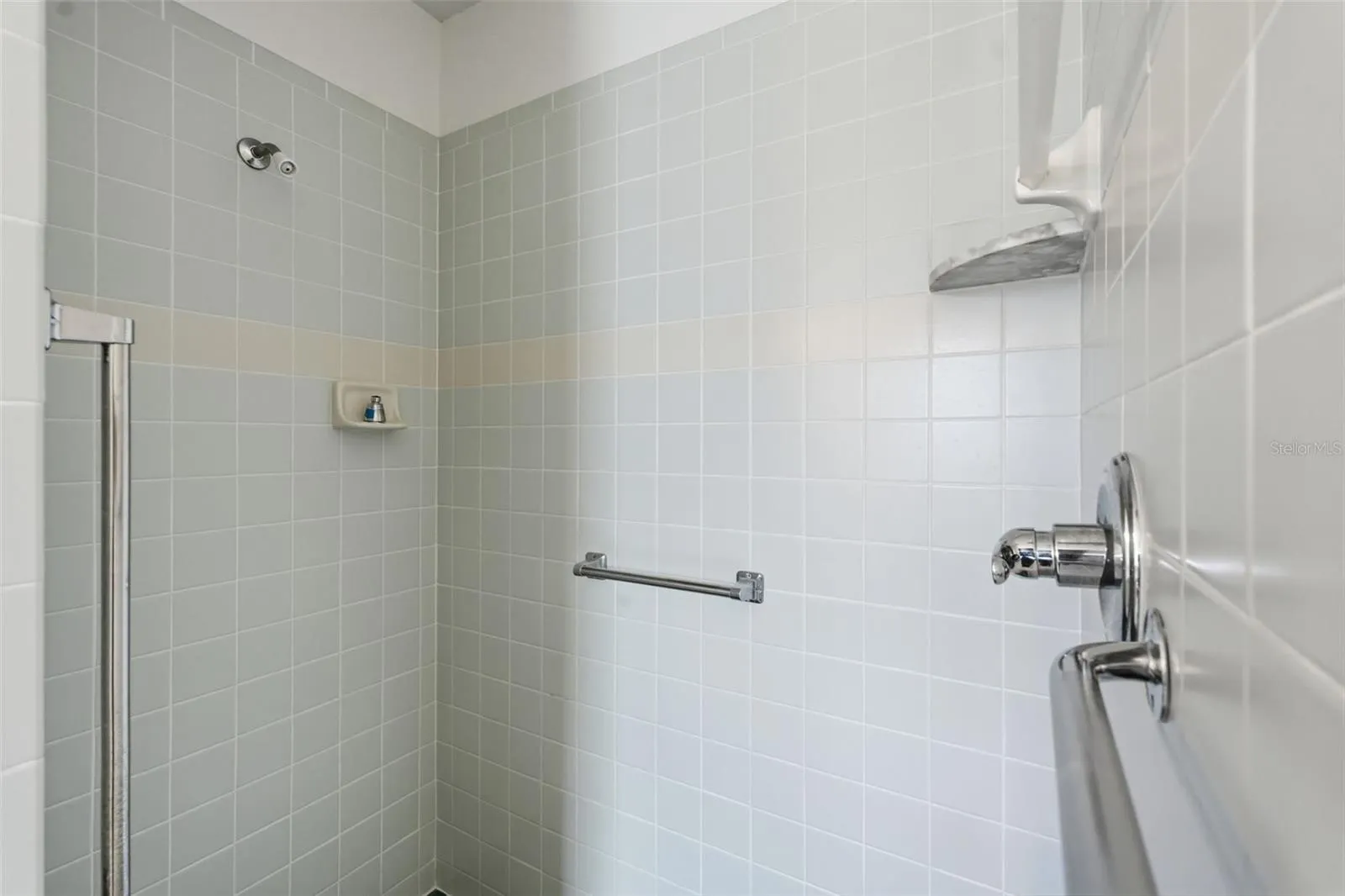 Primary shower