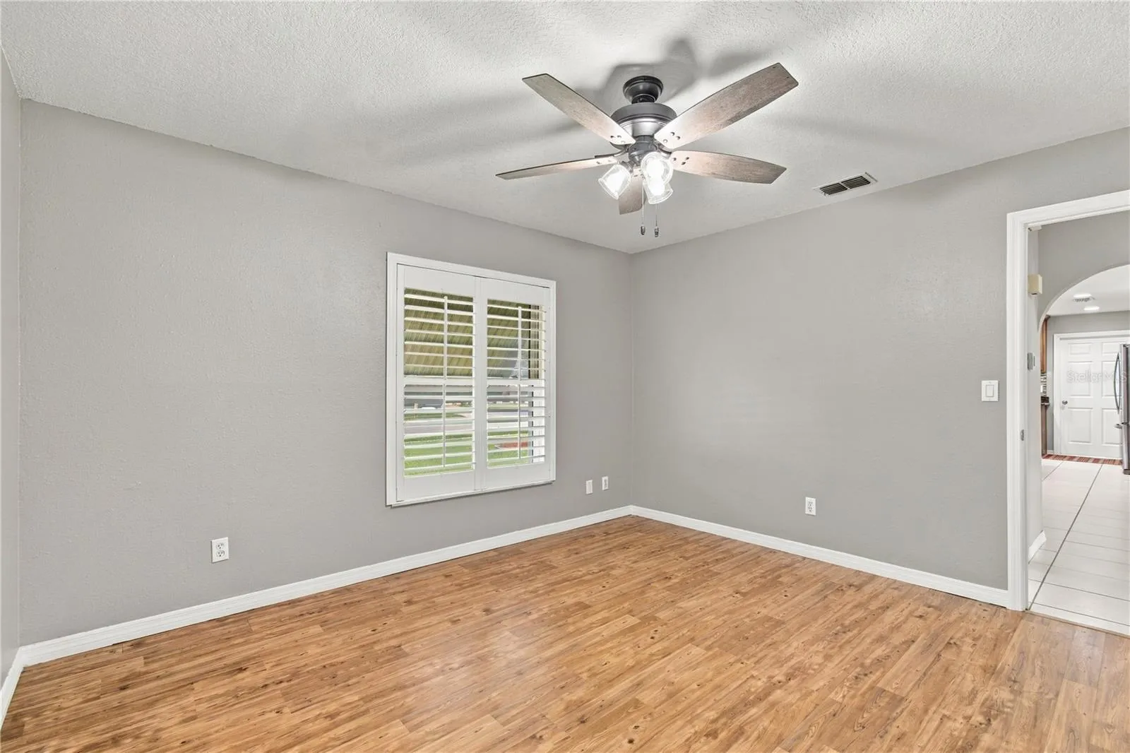 Secondary Bedroom
