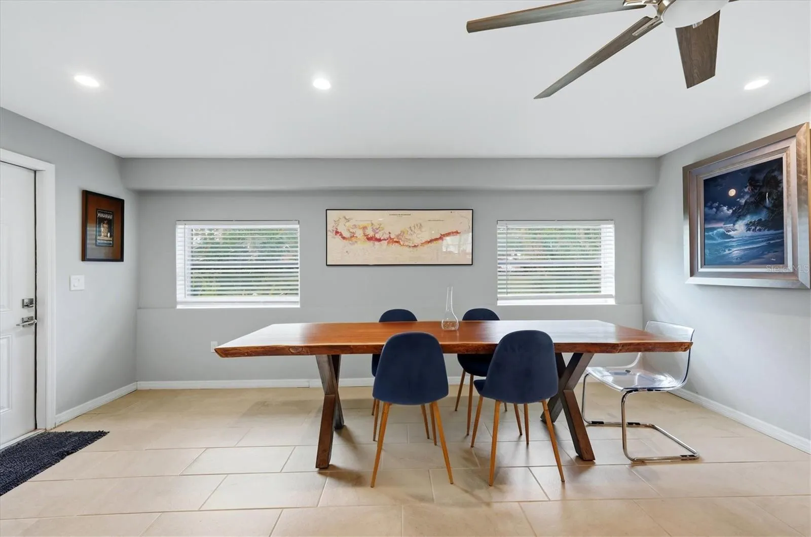 Massive Dining Room / Bonus Room