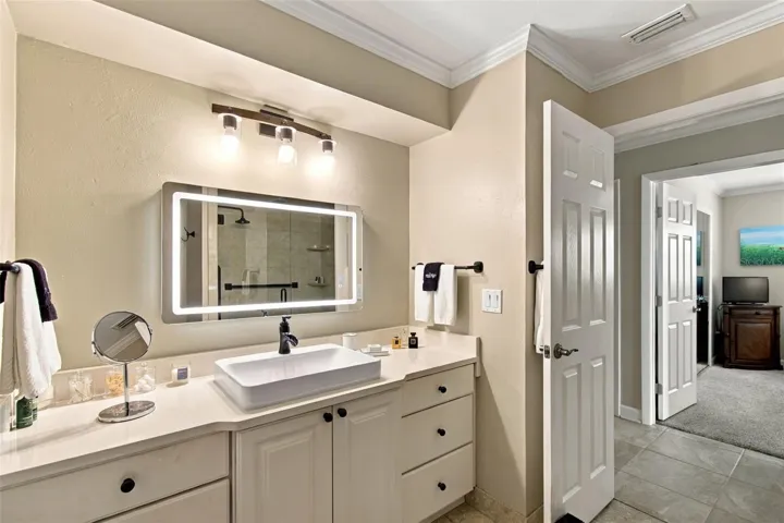 Guest bathroom