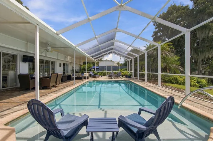 Screen enclosed pool