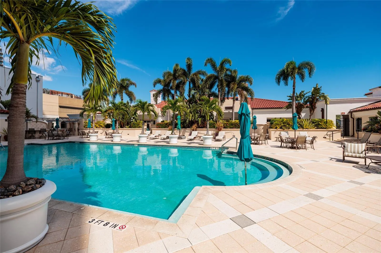 Parkshore Plaza Community Pool