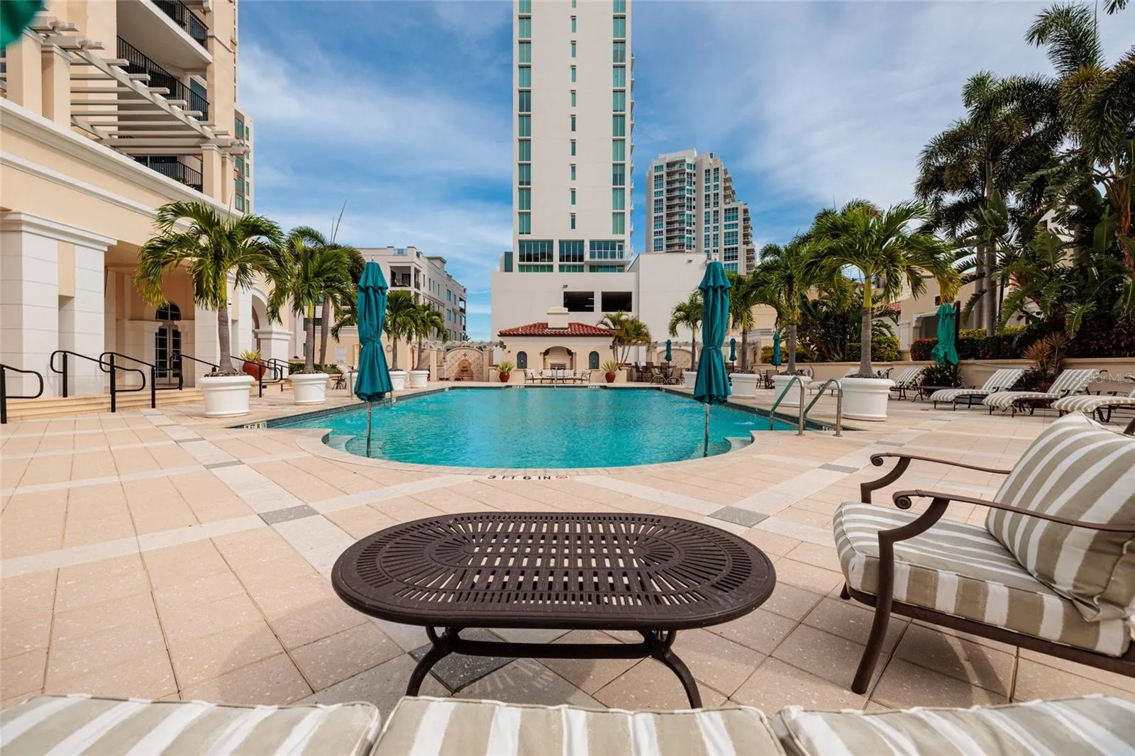 Parkshore Plaza Community Pool