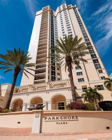 Parkshore Plaza