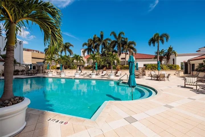 Parkshore Plaza Community Pool