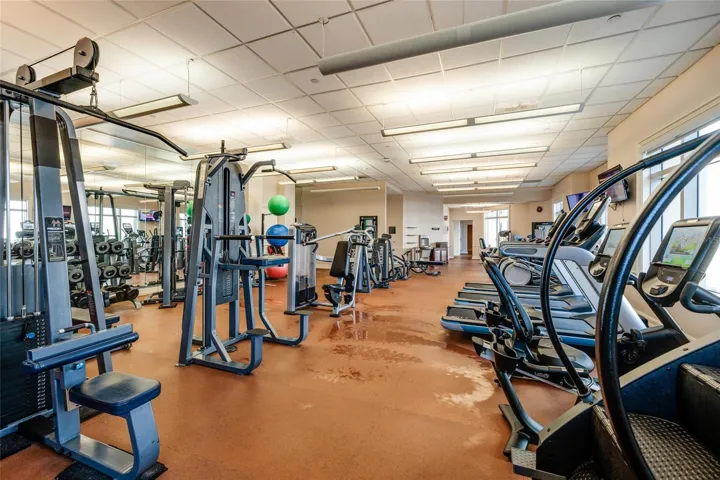 Parkshore Plaza Community Fitness Center