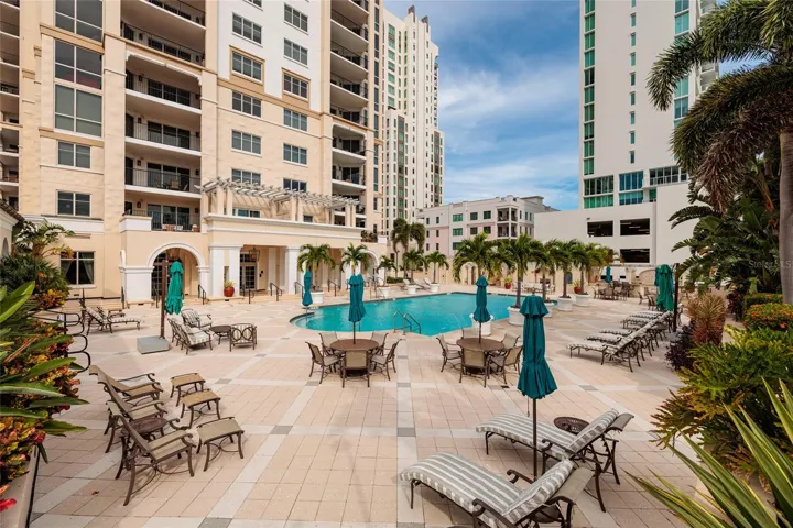 Parkshore Plaza Community Pool