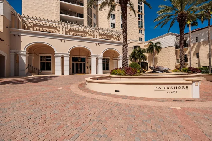 Parkshore Plaza