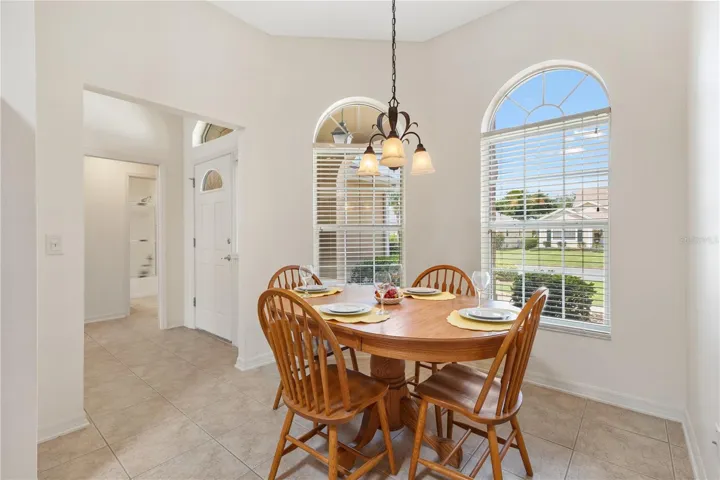 BREAKFAST ROOM