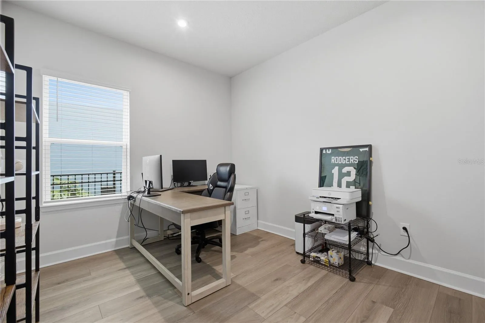Bed 4/office