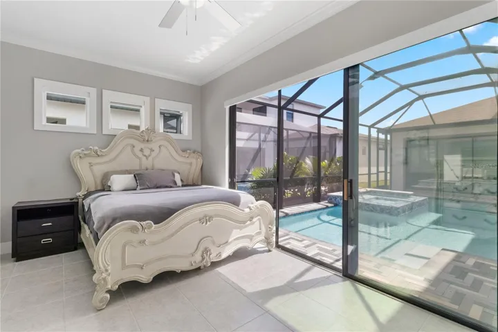 In law suite, bedroom 6