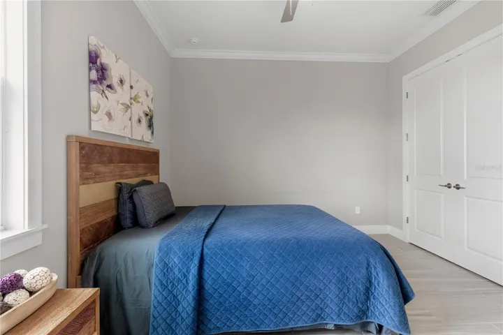 Bedroom 2- Downstairs