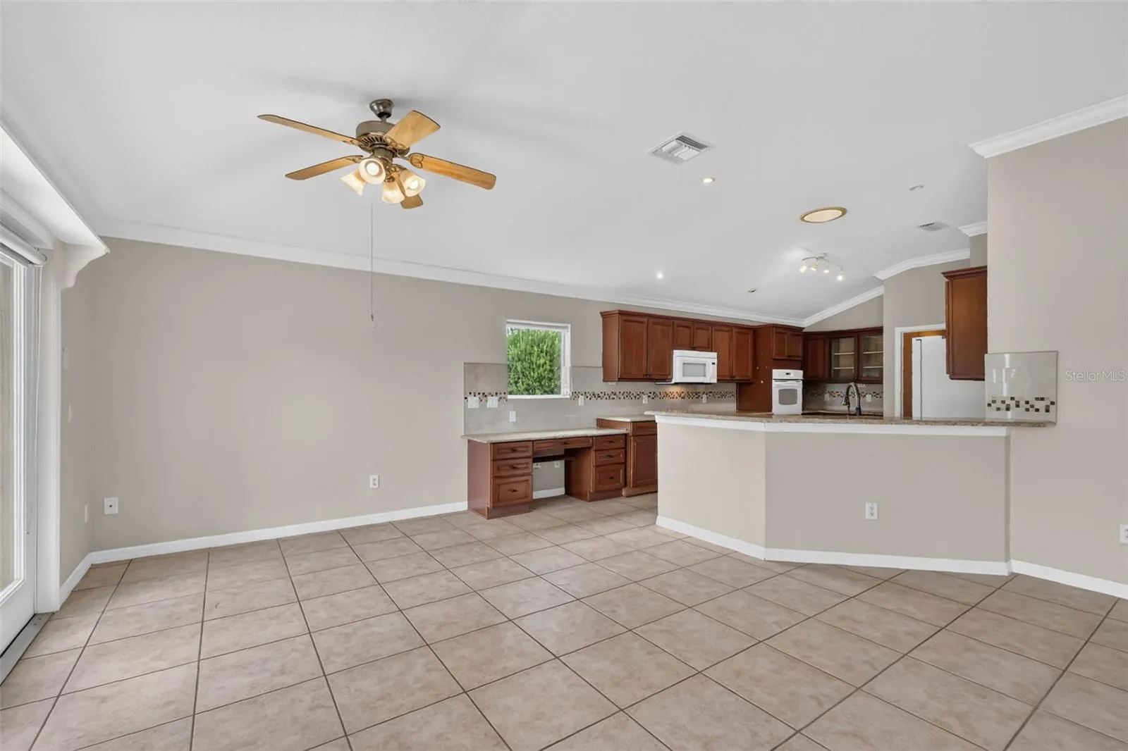 Kitchen and Dinette