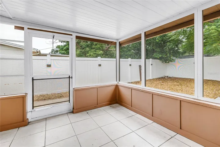 screened lanai