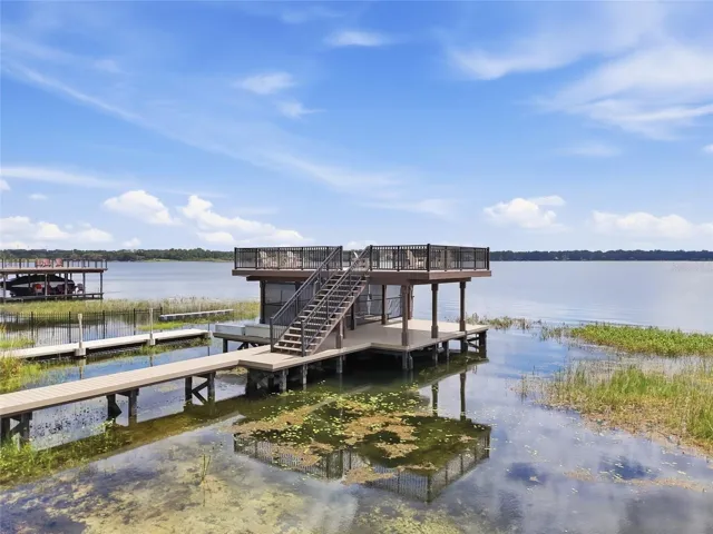 2 STORY DOCK