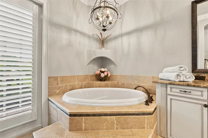 PRIMARY SOAKING TUB
