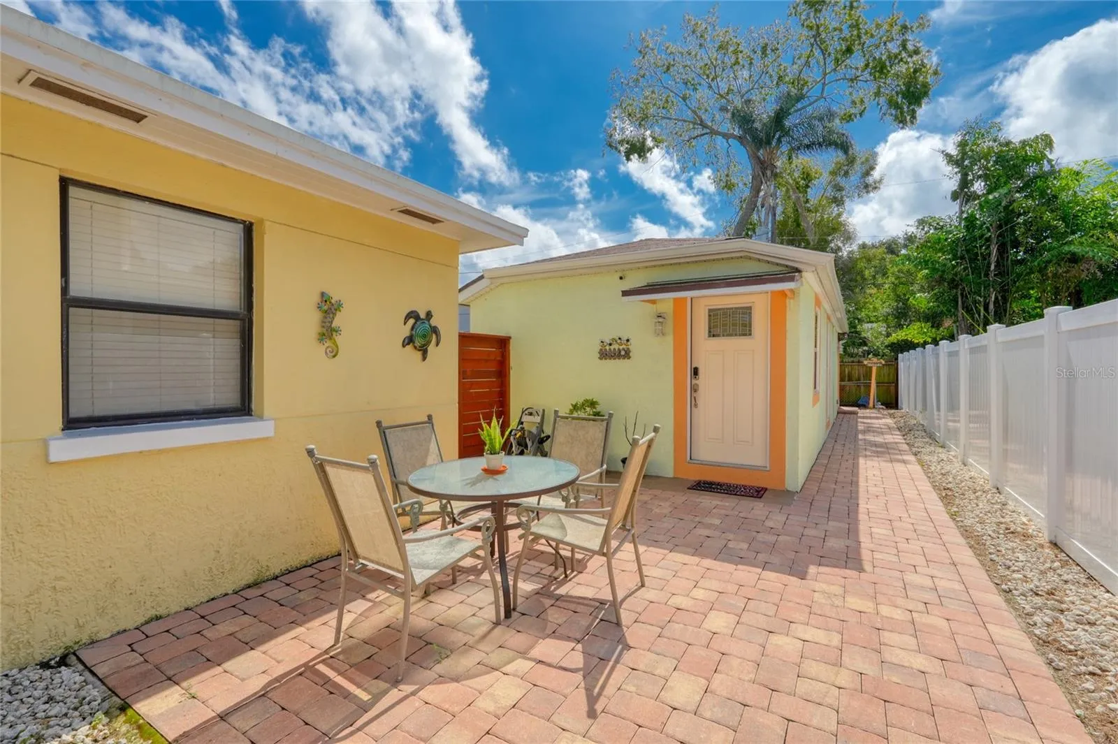 Guest House