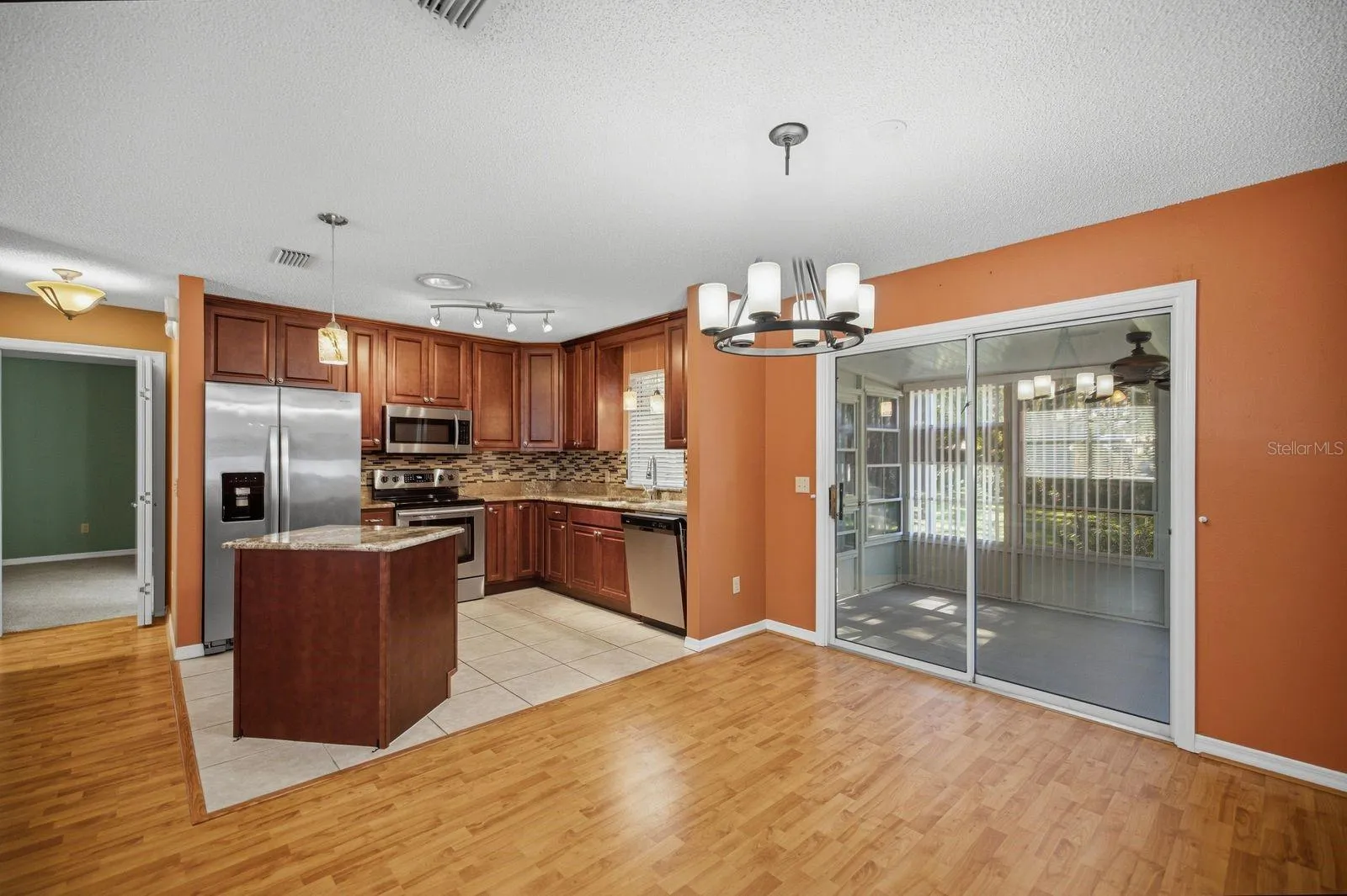 Well Laid out Kitchen