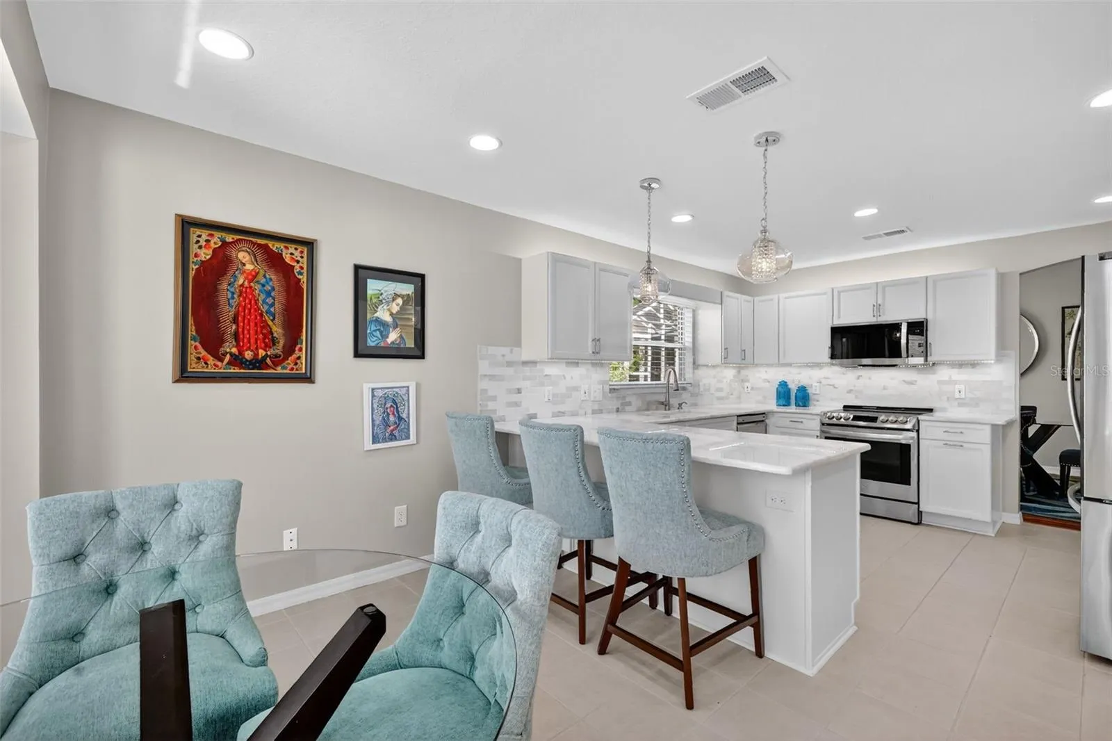 Kitchen and Dinette