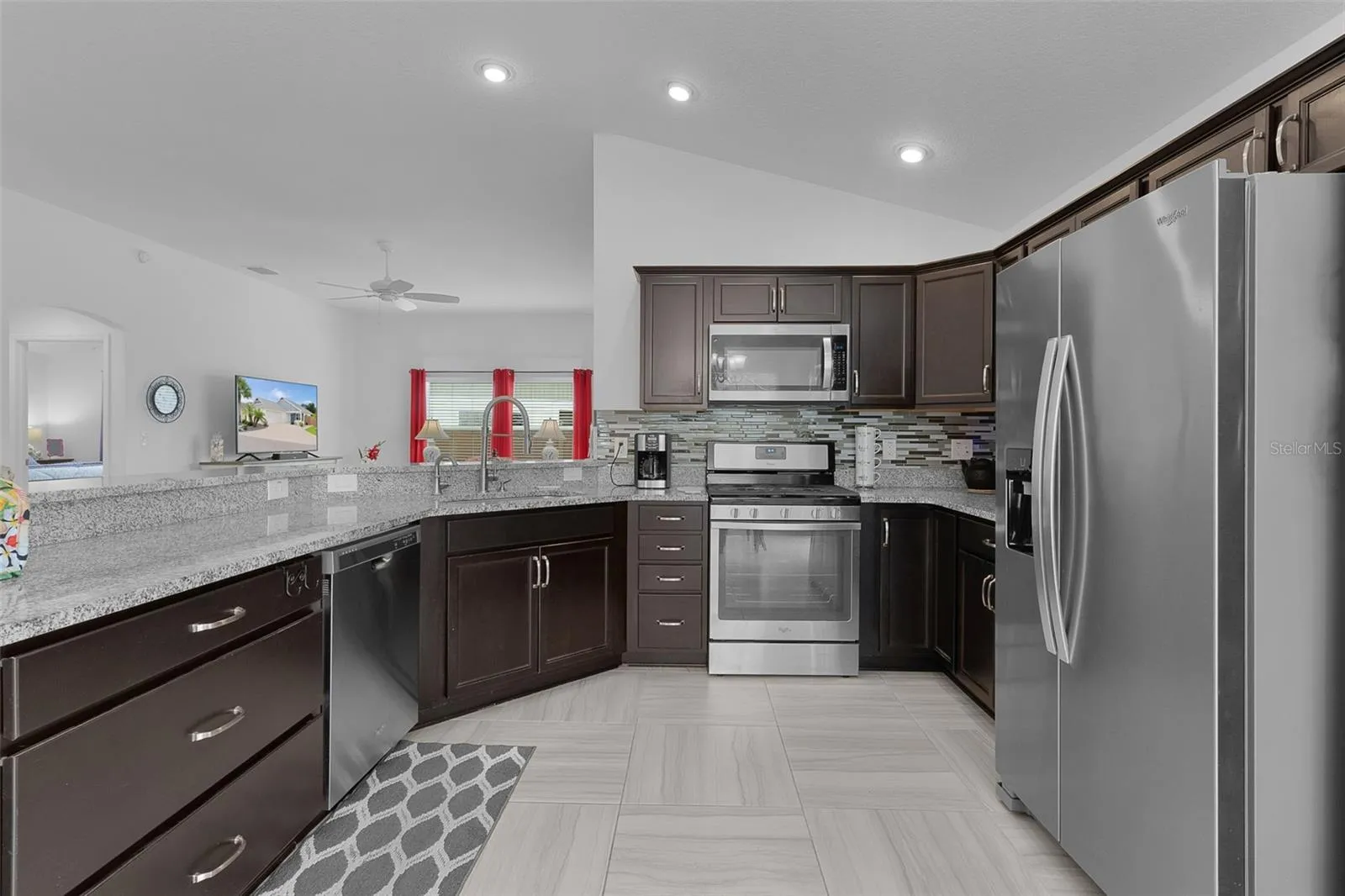 Ample cabinets &amp; workspace