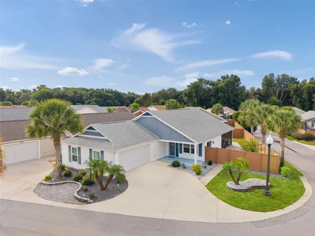 Welcome to Mockingbird Villas in The Village of Fenney.