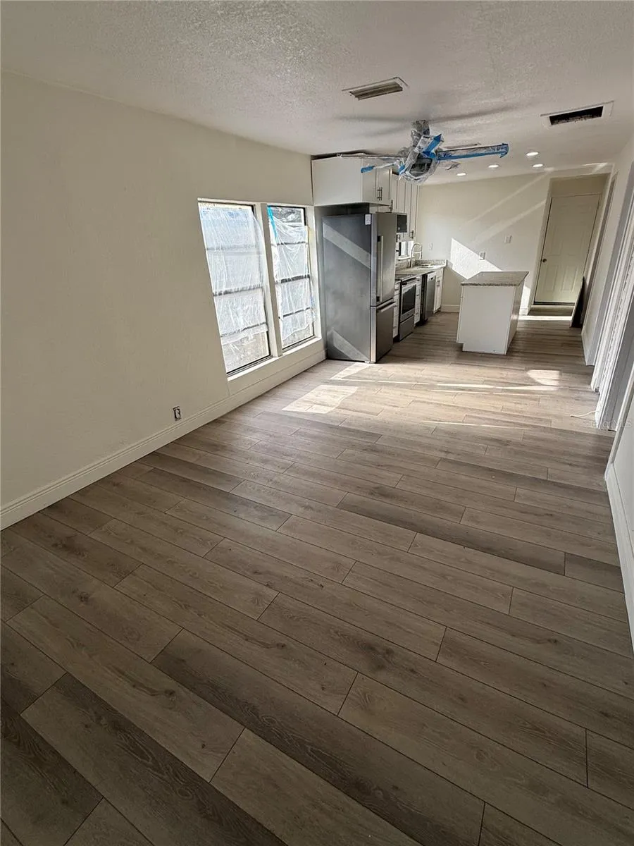 Open Layout Floor