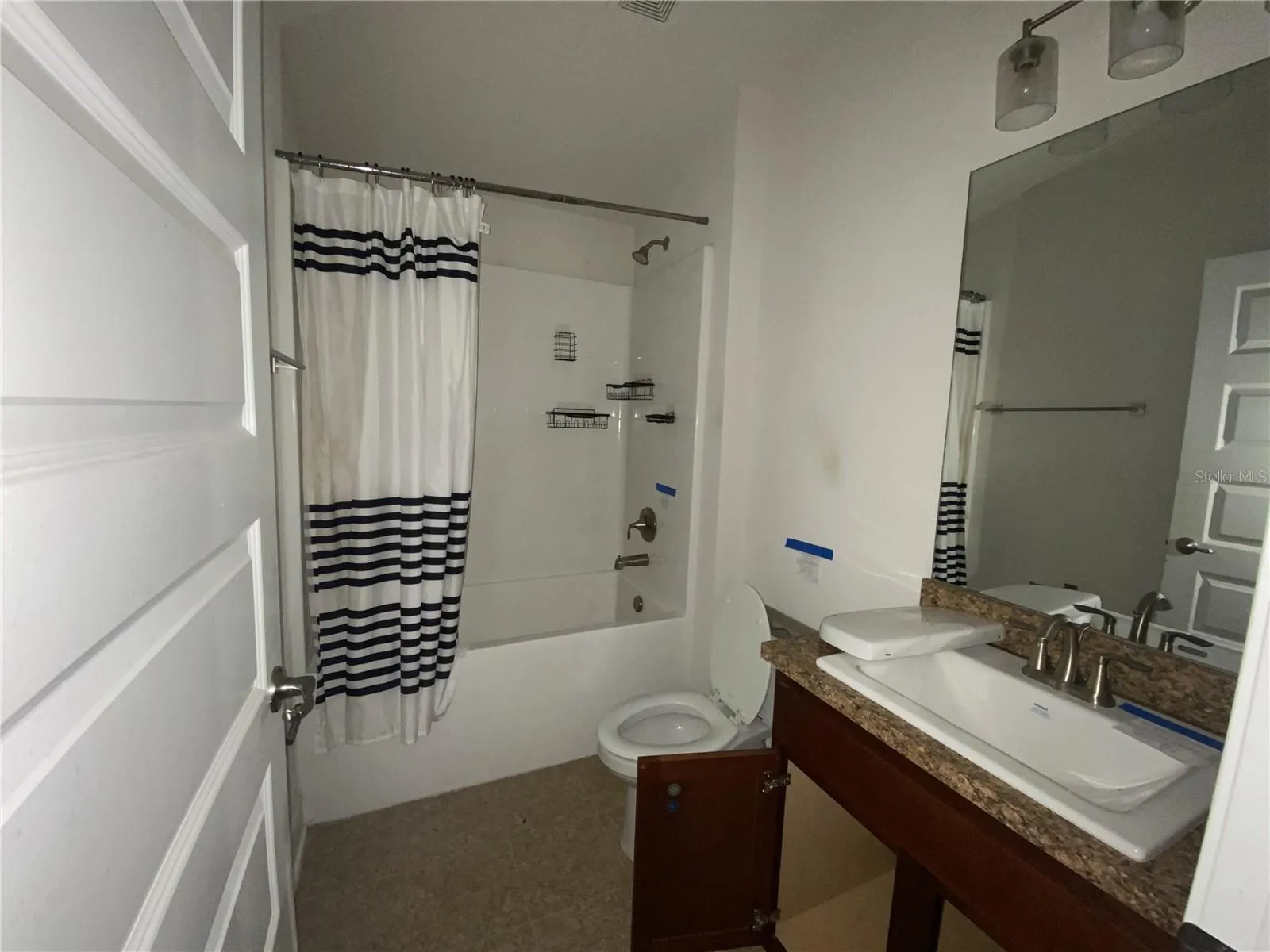 Full Bathroom.