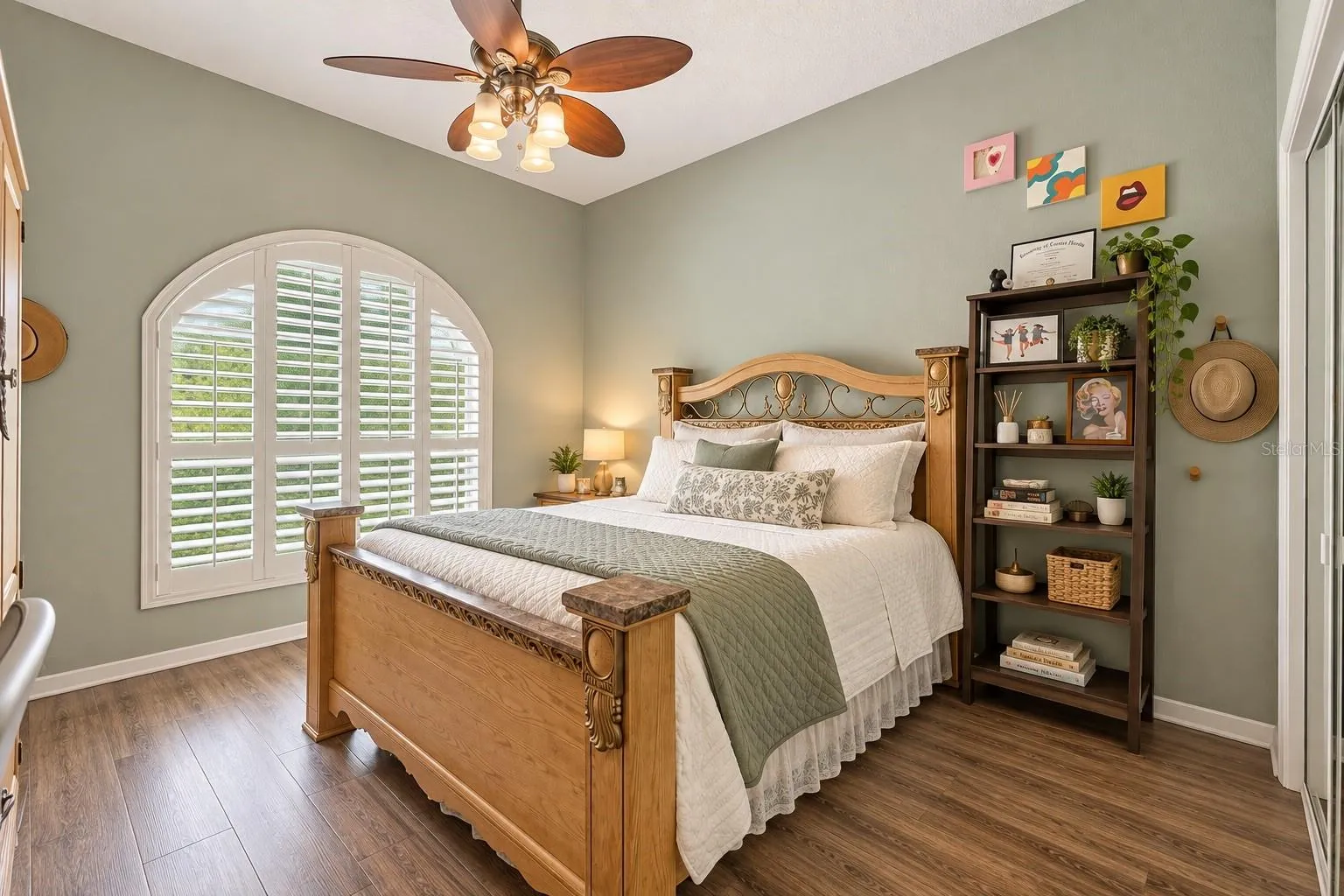Bedroom #1