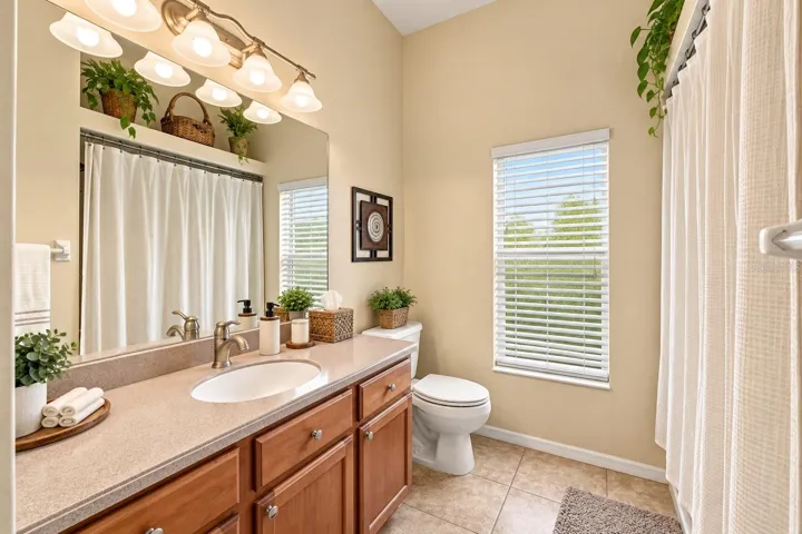 Guest bathroom #3