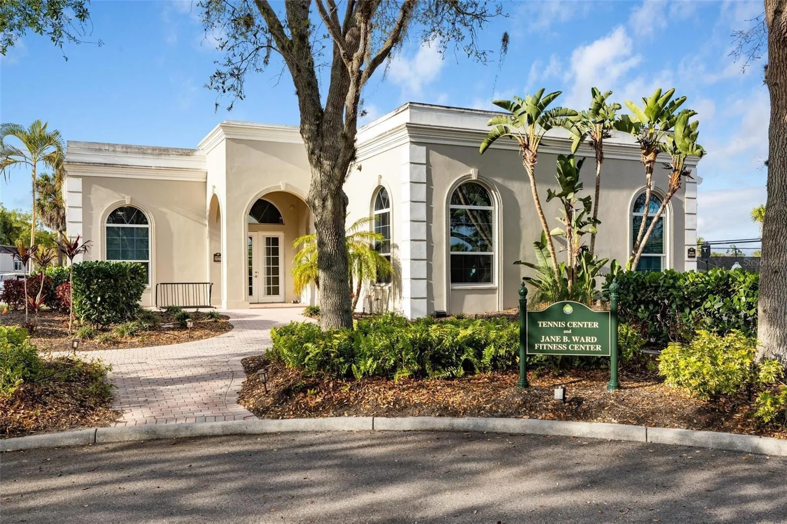 Tennis and fitness center