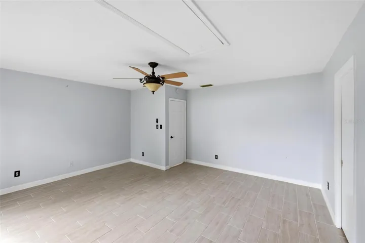 another view of the primary bedroom.