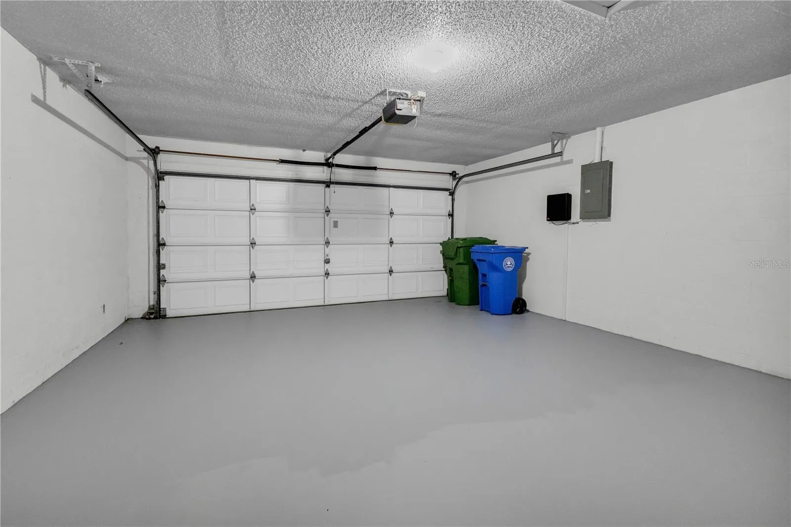 2 Car Garage