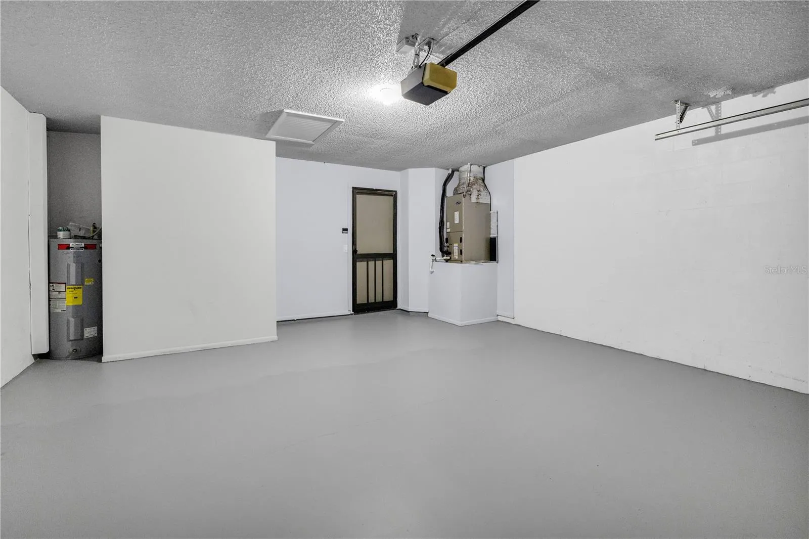 2 Car Garage