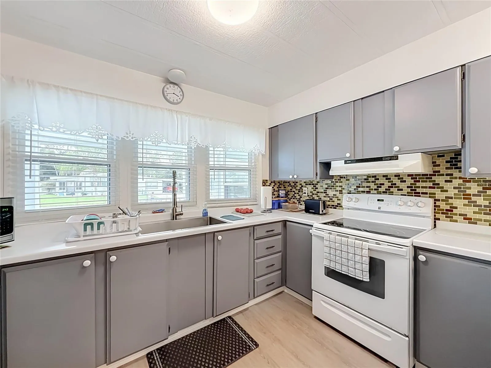 Large countertop